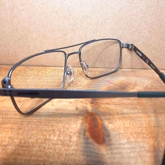 NEW Prescription-Ready Eyeglass Frame, gunmetal/green, 55-17-140, metal, glasses - Picture 5 of 6